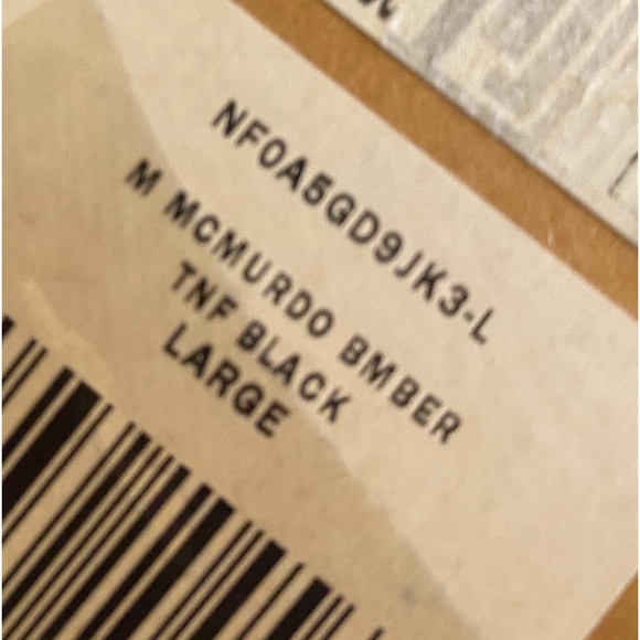 The North Face
McMurdo Bomber
Jacket - Picture 5 of 15